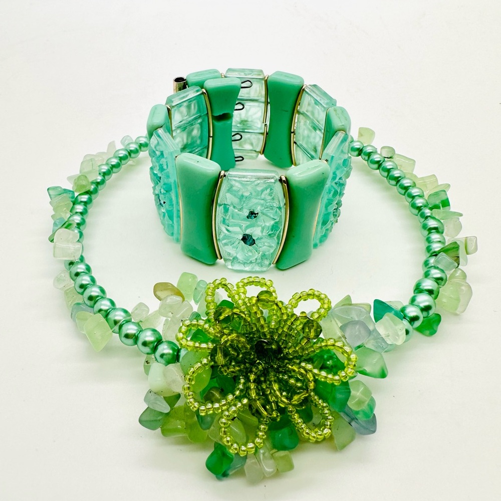 Vintage Retro Choker & Lucite Bracelet